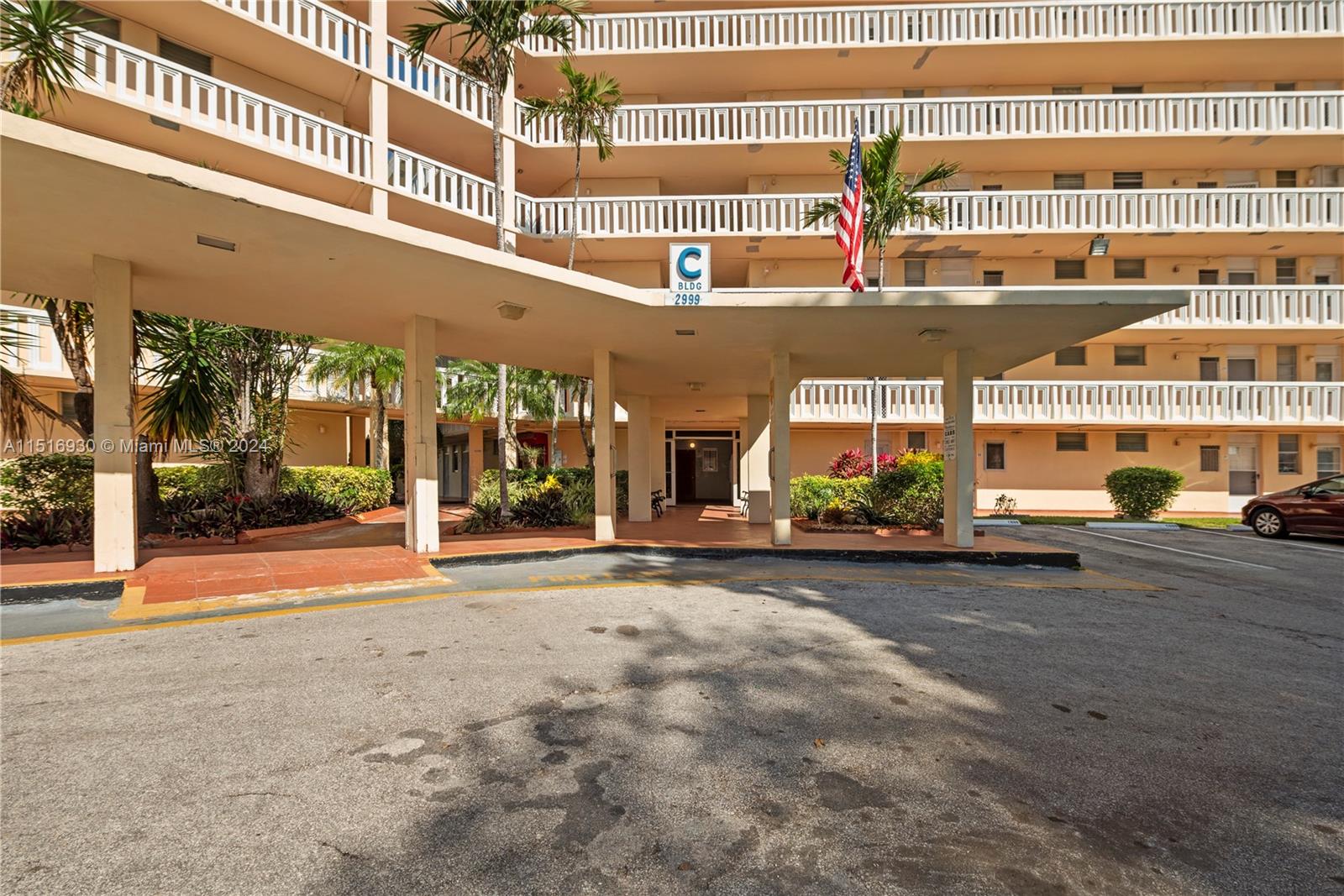 2999 Point East Dr, Aventura, FL, 33160 United States, 2 Bedrooms Bedrooms, ,2 BathroomsBathrooms,Residential,For Sale,Point East Dr,A11516930