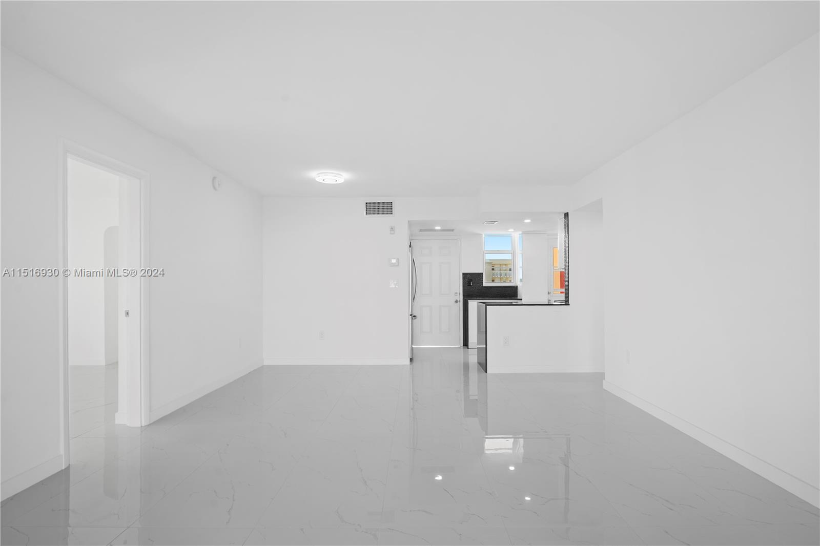 2999 Point East Dr, Aventura, FL, 33160 United States, 2 Bedrooms Bedrooms, ,2 BathroomsBathrooms,Residential,For Sale,Point East Dr,A11516930