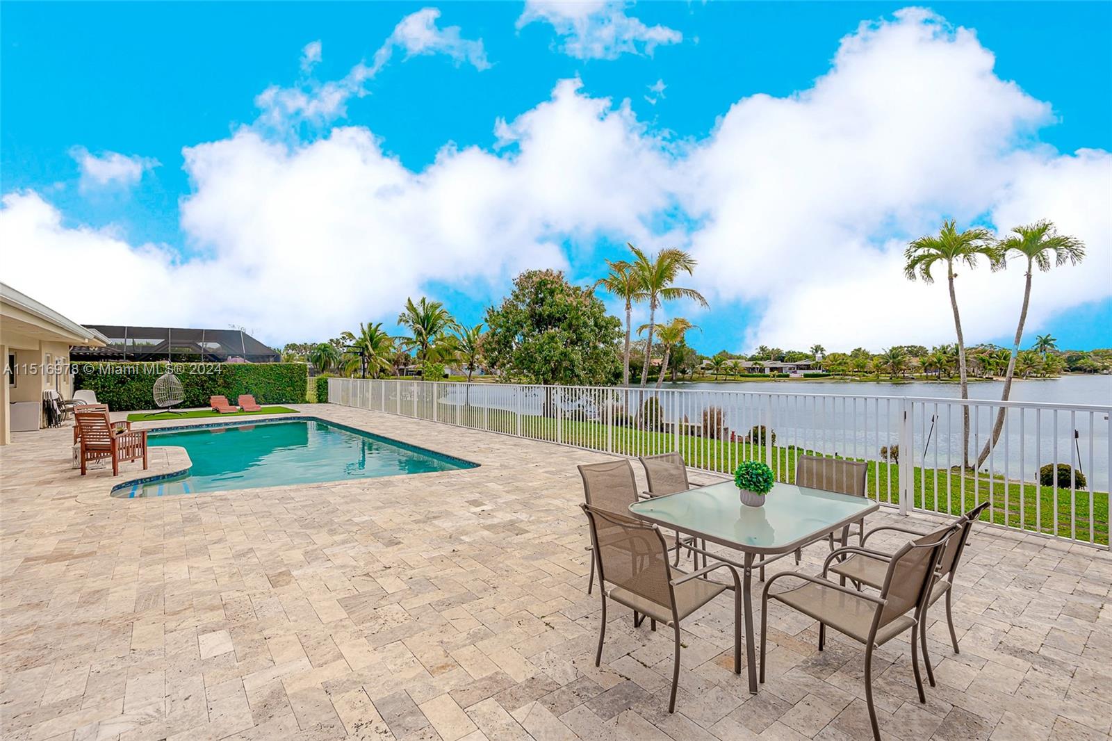 6860 Winged Foot Dr, Hialeah, Florida 33015, 5 Bedrooms Bedrooms, ,4 BathroomsBathrooms,Residential,For Sale,6860 Winged Foot Dr,A11516978