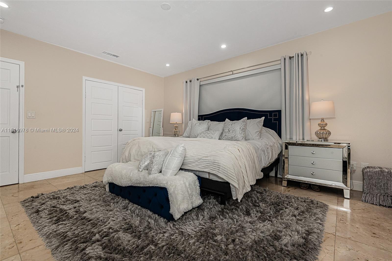 6860 Winged Foot Dr, Hialeah, Florida 33015, 5 Bedrooms Bedrooms, ,4 BathroomsBathrooms,Residential,For Sale,6860 Winged Foot Dr,A11516978