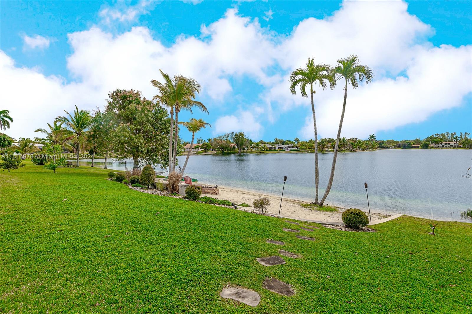 6860 Winged Foot Dr, Hialeah, Florida 33015, 5 Bedrooms Bedrooms, ,4 BathroomsBathrooms,Residential,For Sale,6860 Winged Foot Dr,A11516978