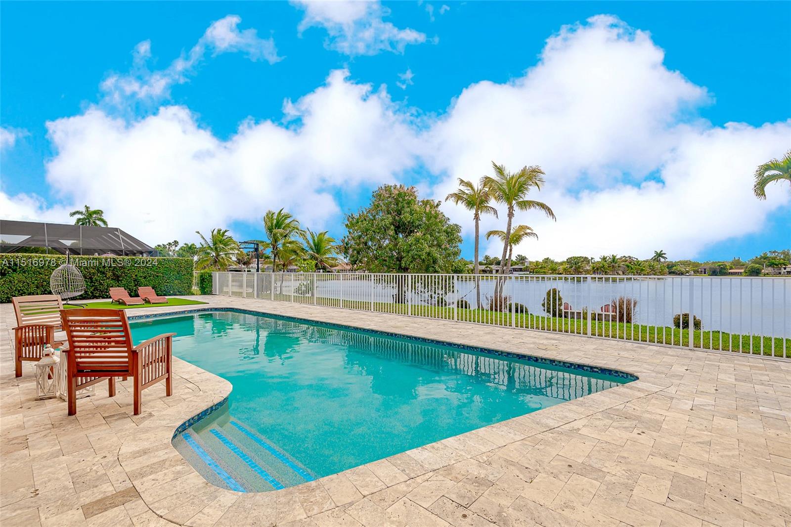 6860 Winged Foot Dr, Hialeah, Florida 33015, 5 Bedrooms Bedrooms, ,4 BathroomsBathrooms,Residential,For Sale,6860 Winged Foot Dr,A11516978