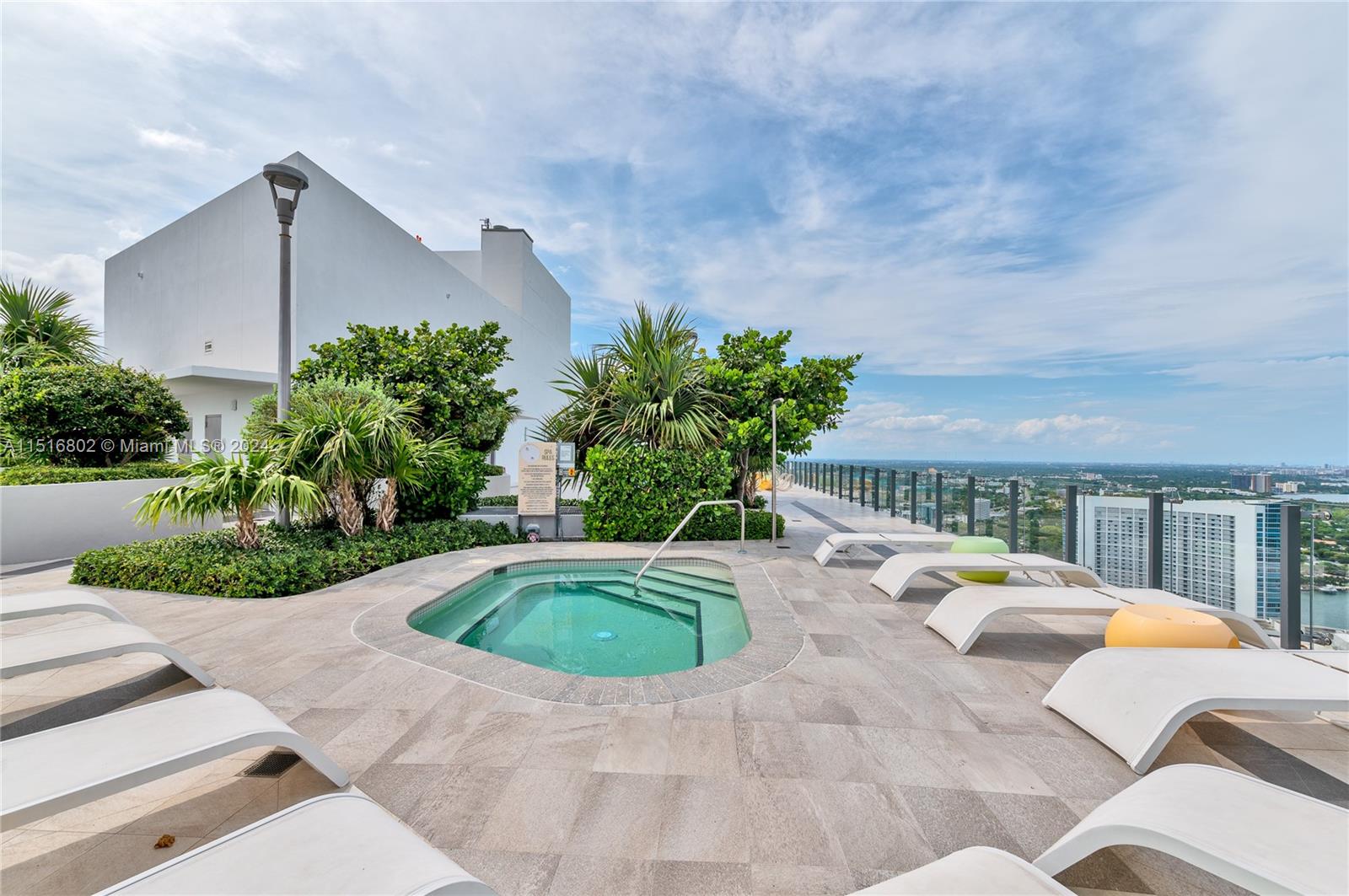 501 NE 31st St 2001, Miami, Florida 33137, 3 Bedrooms Bedrooms, ,2 BathroomsBathrooms,Residentiallease,For Rent,501 NE 31st St 2001,A11516802