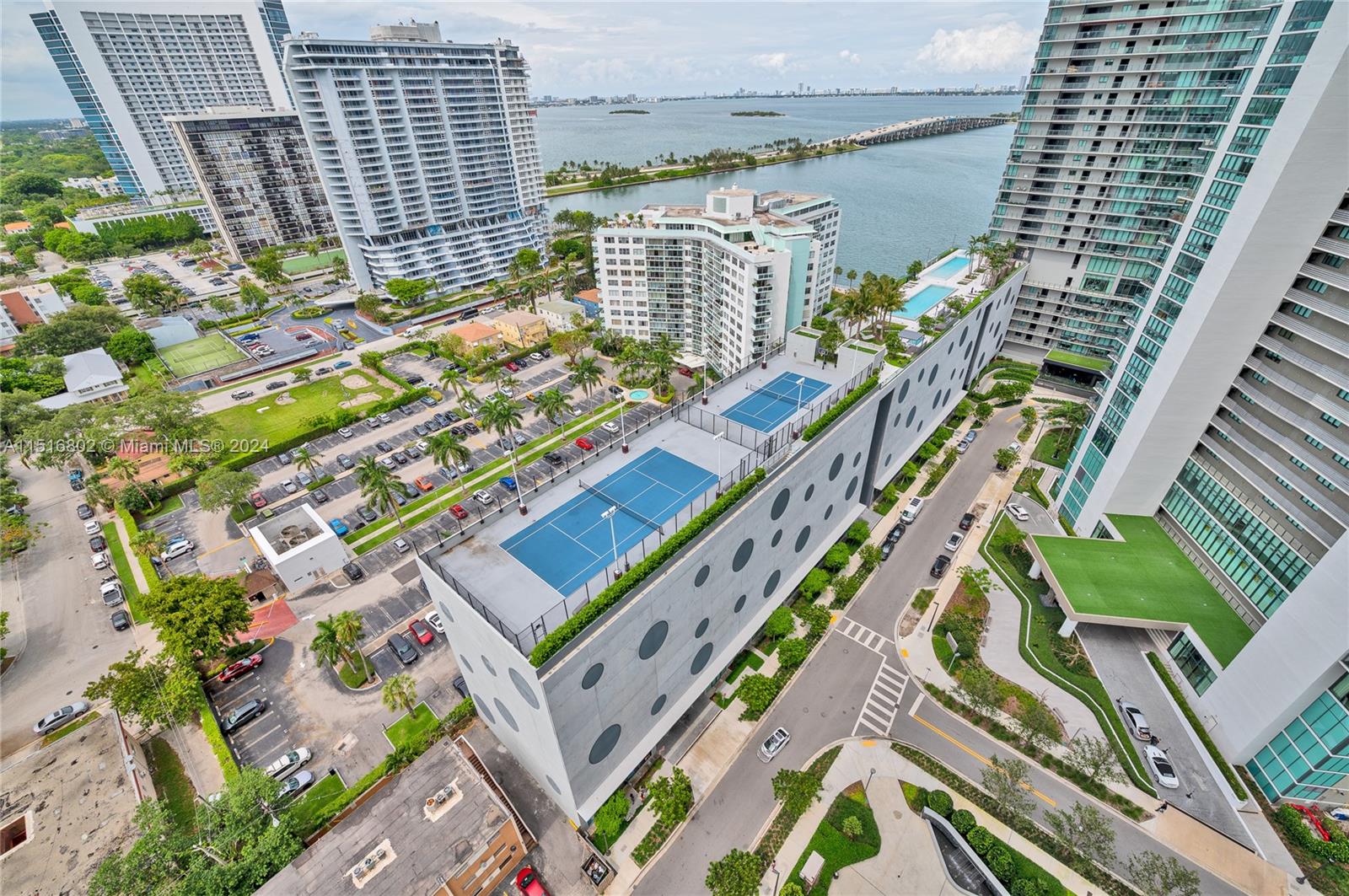 501 NE 31st St 2001, Miami, Florida 33137, 3 Bedrooms Bedrooms, ,2 BathroomsBathrooms,Residentiallease,For Rent,501 NE 31st St 2001,A11516802