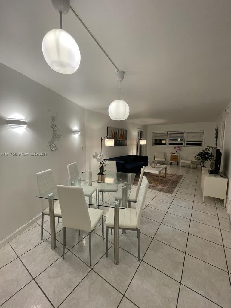 1881 Washington Ave 4D, Miami Beach, Florida 33139, ,Residentiallease,For Rent,1881 Washington Ave 4D,A11517062