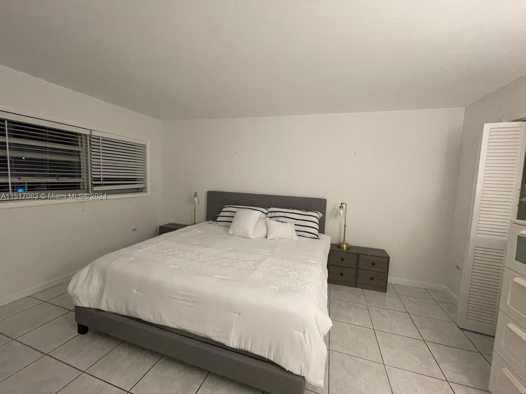 1881 Washington Ave 4D, Miami Beach, Florida 33139, ,Residentiallease,For Rent,1881 Washington Ave 4D,A11517062