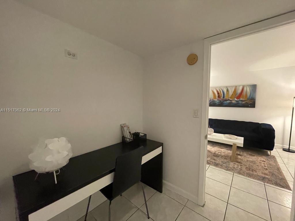 1881 Washington Ave 4D, Miami Beach, Florida 33139, ,Residentiallease,For Rent,1881 Washington Ave 4D,A11517062