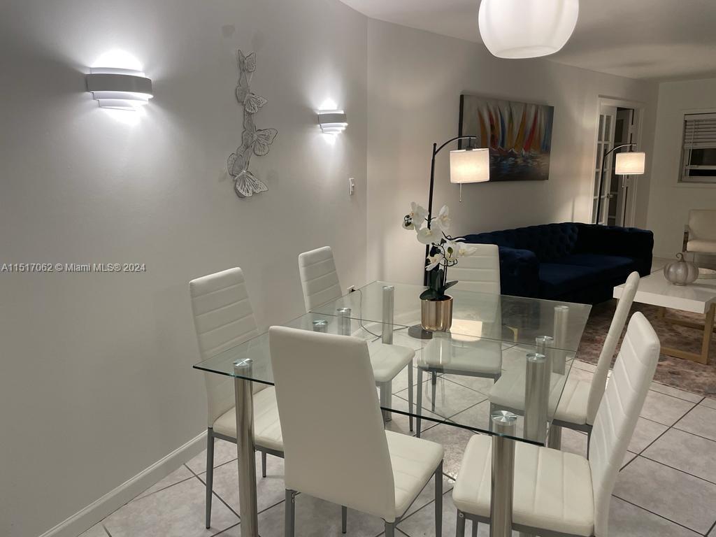 1881 Washington Ave 4D, Miami Beach, Florida 33139, ,Residentiallease,For Rent,1881 Washington Ave 4D,A11517062