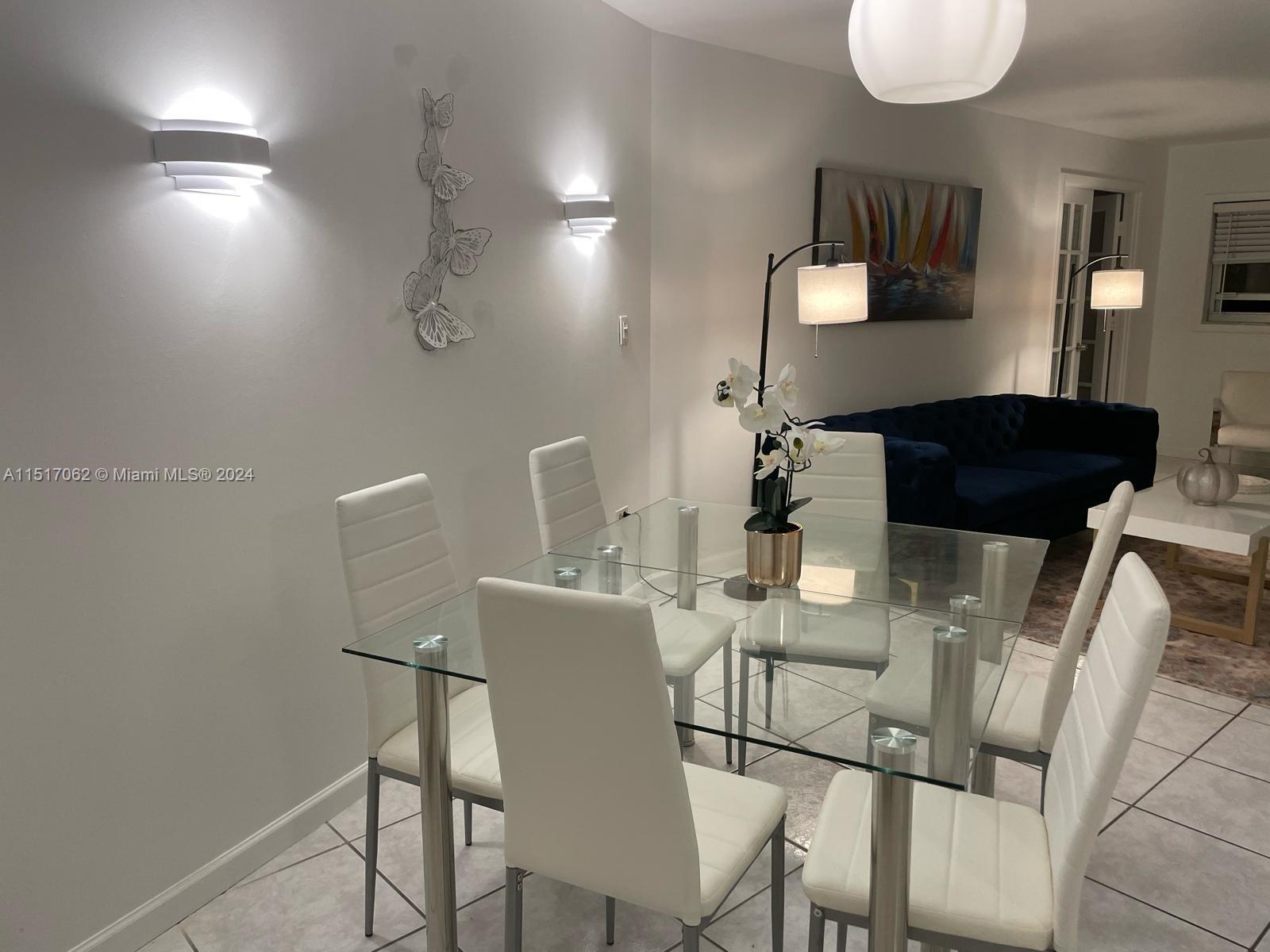 1881 Washington Ave 4D, Miami Beach, Florida 33139, ,Residentiallease,For Rent,1881 Washington Ave 4D,A11517062