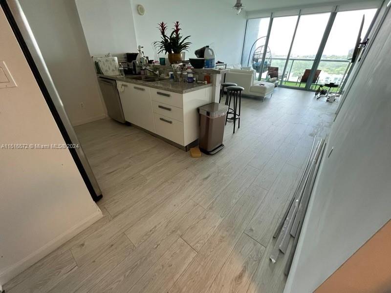 601 NE 36th St 1305, Miami, Florida 33137, 1 Bedroom Bedrooms, ,1 BathroomBathrooms,Residential,For Sale,601 NE 36th St 1305,A11516572