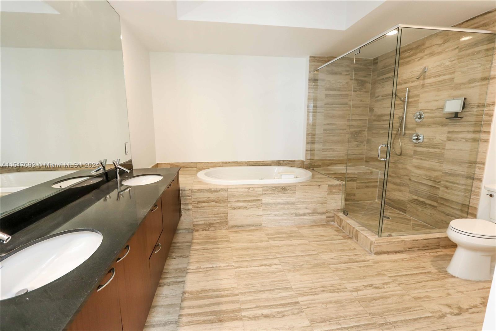 16001 Collins Ave 2503, Sunny Isles Beach, Florida 33160, 3 Bedrooms Bedrooms, ,3 BathroomsBathrooms,Residentiallease,For Rent,16001 Collins Ave 2503,A11517092