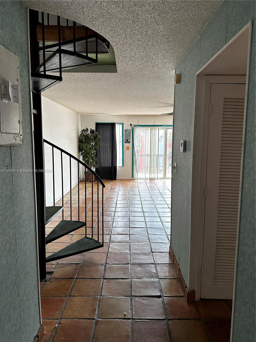 670 Tennis Club Dr 302, Fort Lauderdale, Florida 33311, 3 Bedrooms Bedrooms, ,2 BathroomsBathrooms,Residential,For Sale,670 Tennis Club Dr 302,A11516814