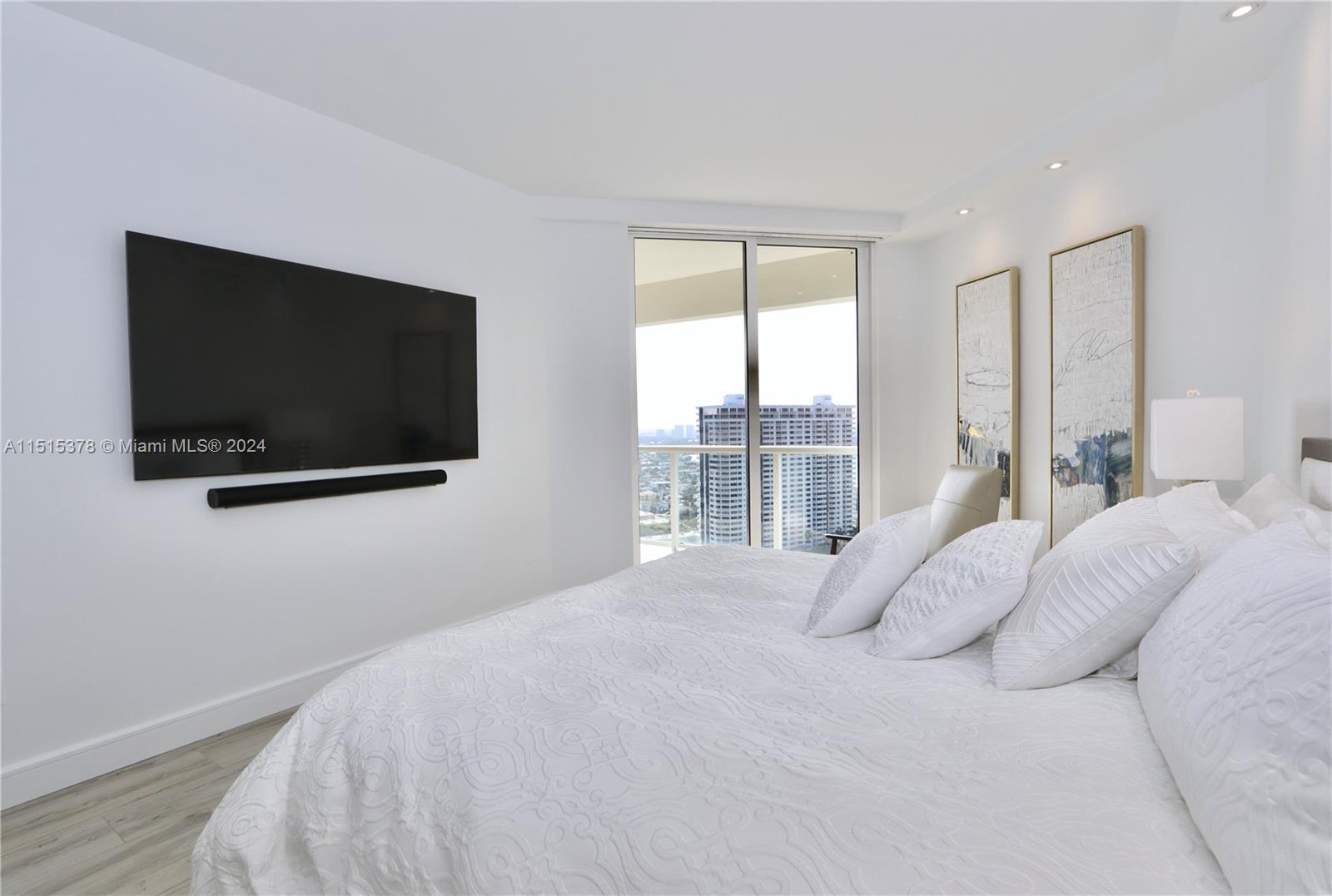 4000 Island Blvd, Aventura, FL, 33160 United States, 2 Bedrooms Bedrooms, ,2 BathroomsBathrooms,Residential,For Sale,Island Blvd,A11515378