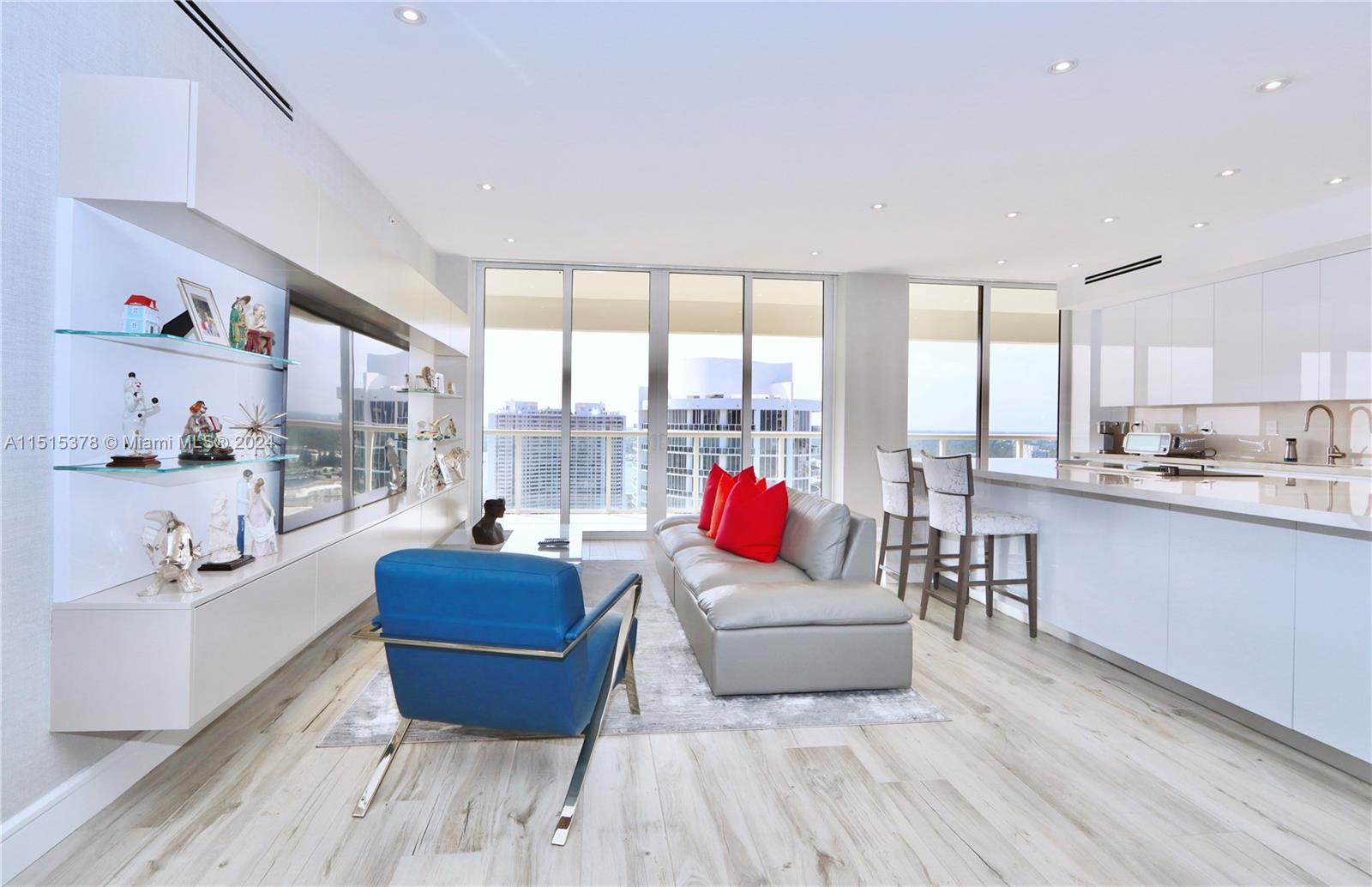 4000 Island Blvd, Aventura, FL, 33160 United States, 2 Bedrooms Bedrooms, ,2 BathroomsBathrooms,Residential,For Sale,Island Blvd,A11515378
