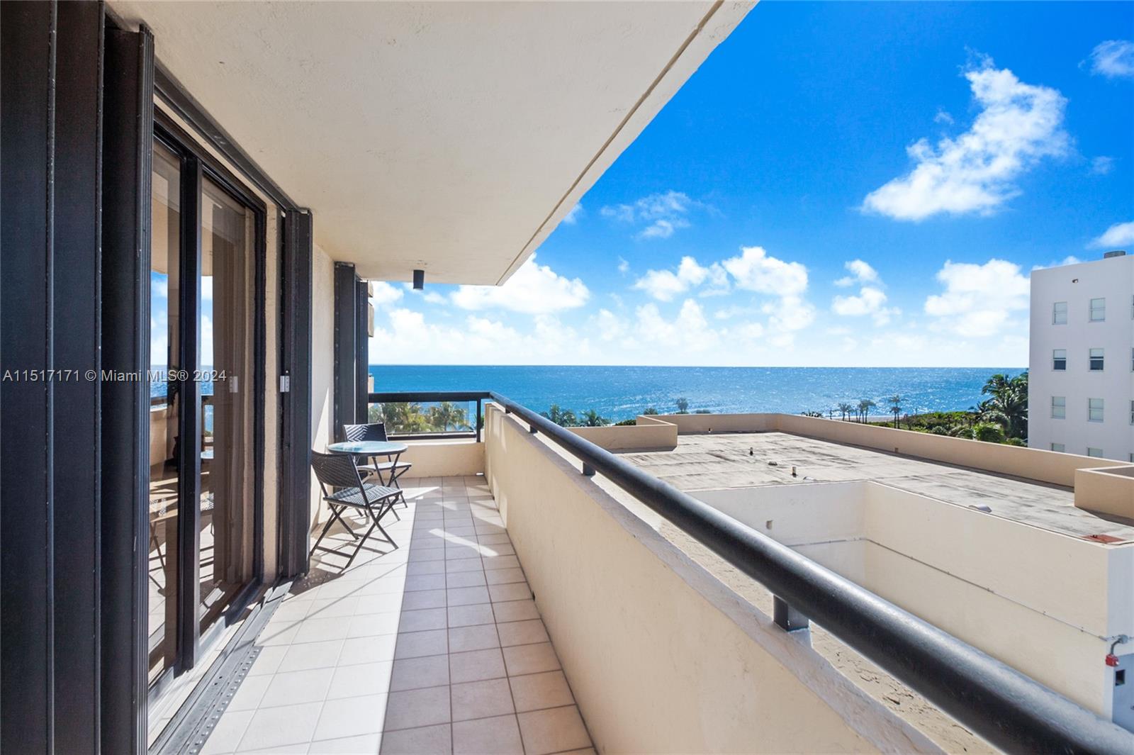 2555 Collins Ave 714, Miami Beach, Florida 33140, 1 Bedroom Bedrooms, ,1 BathroomBathrooms,Residentiallease,For Rent,2555 Collins Ave 714,A11517171