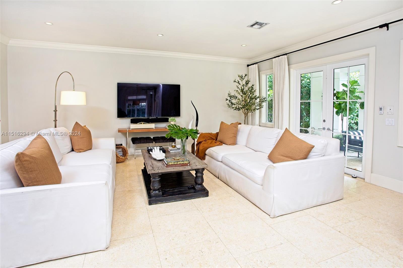 7421 53rd Ct, Miami, FL, 33143 United States, 6 Bedrooms Bedrooms, ,6 BathroomsBathrooms,Residential,For Sale,53rd Ct,A11516294