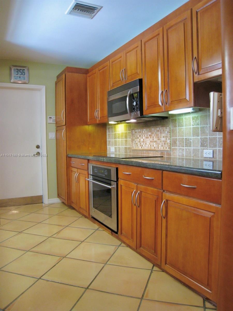 13000 SW 69th Ct, Pinecrest, Florida 33156, 4 Bedrooms Bedrooms, ,3 BathroomsBathrooms,Residential,For Sale,13000 SW 69th Ct,A11517180