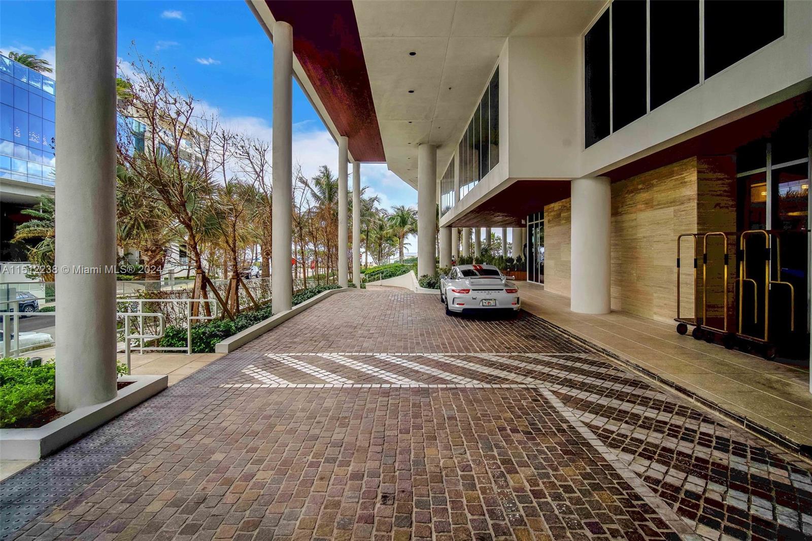 525 N Fort Lauderdale Beach Blvd 1708, Fort Lauderdale, FL 33304, 2 Bedrooms Bedrooms, ,2 BathroomsBathrooms,Residential,For Sale,Fort Lauderdale Beach Blvd,A11512238