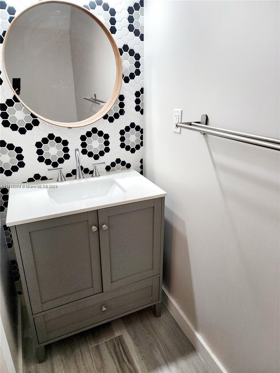 319 Foster Rd, Hallandale Beach, Florida 33009, 2 Bedrooms Bedrooms, ,2 BathroomsBathrooms,Residential,For Sale,319 Foster Rd,A11517265