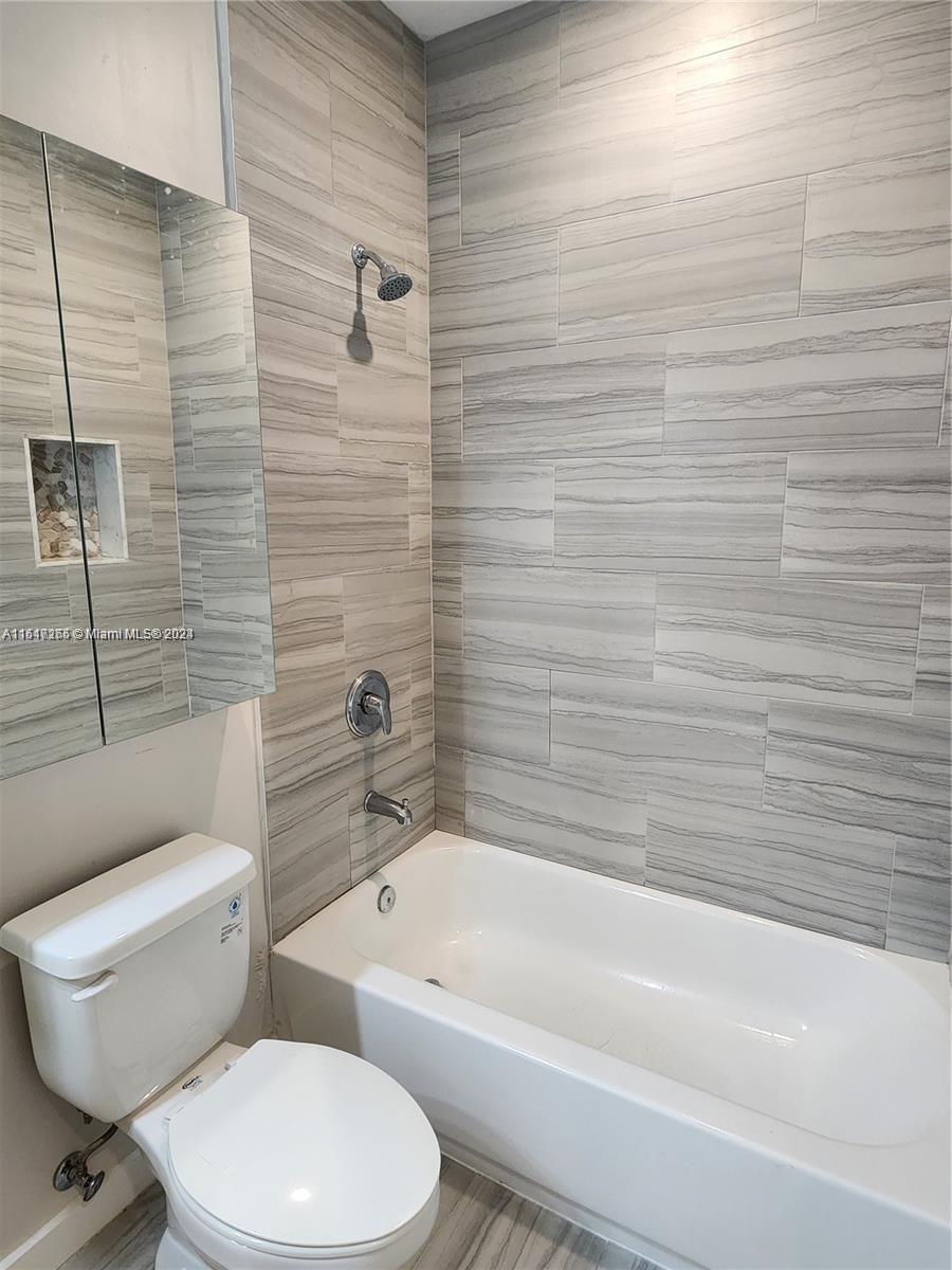 319 Foster Rd, Hallandale Beach, Florida 33009, 2 Bedrooms Bedrooms, ,2 BathroomsBathrooms,Residential,For Sale,319 Foster Rd,A11517265