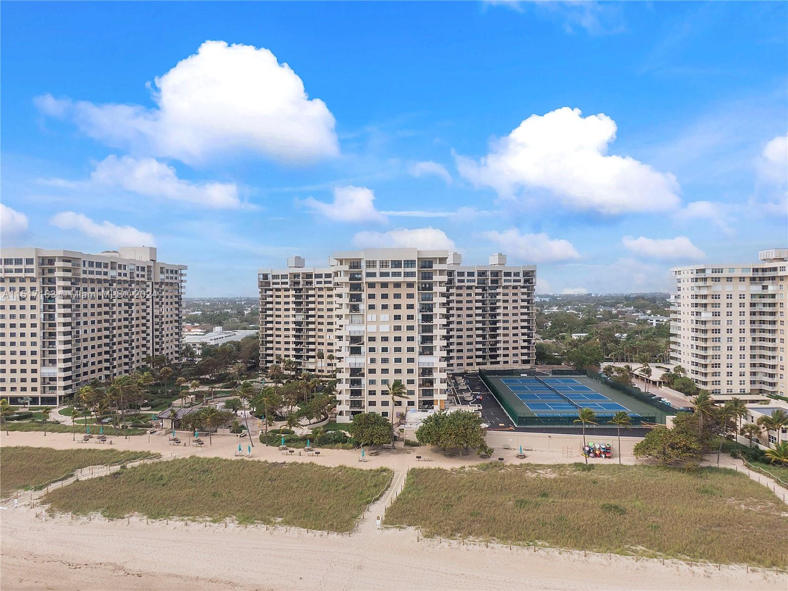 5100 N Ocean Blvd 1016, Lauderdale By The Sea, Florida 33308, 2 Bedrooms Bedrooms, 5 Rooms Rooms,2 BathroomsBathrooms,Residential,For Sale,5100 N Ocean Blvd 1016,A11517163