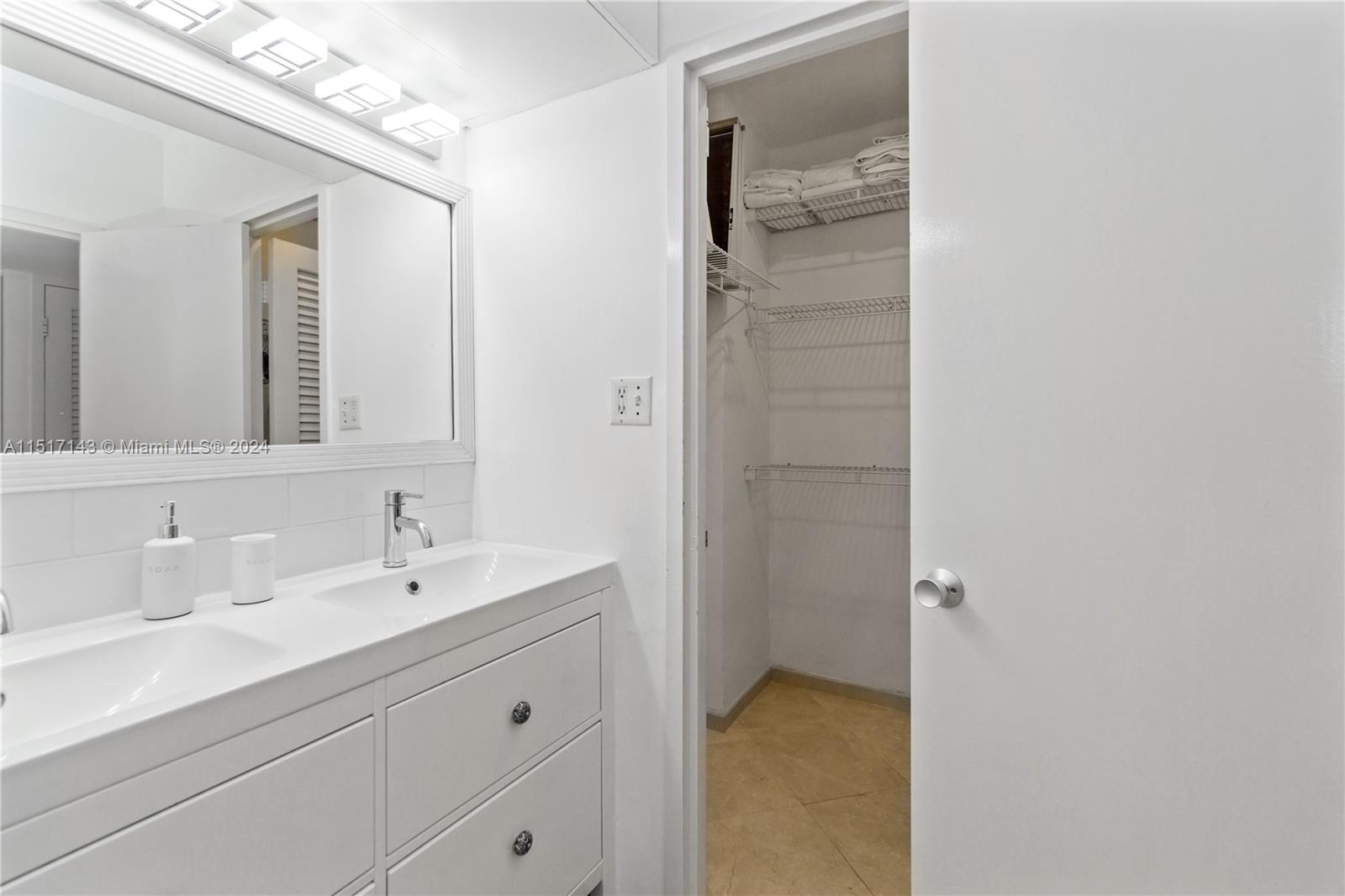 100 Lincoln Rd 312, Miami Beach, Florida 33139, ,1 BathroomBathrooms,Residentiallease,For Rent,100 Lincoln Rd 312,A11517143