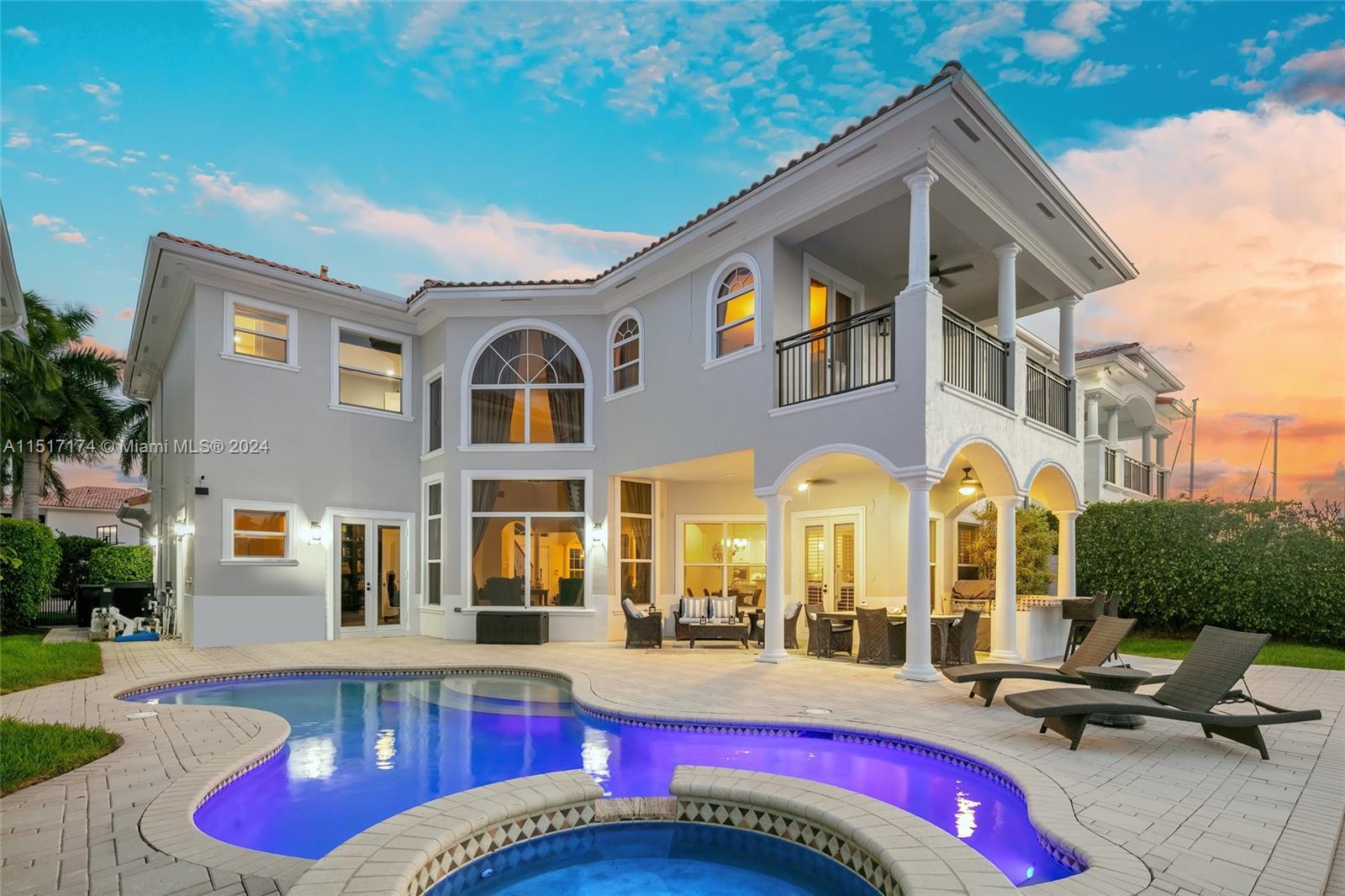 1130 Hatteras Ln, Hollywood, FL, 33019 United States, 6 Bedrooms Bedrooms, ,5 BathroomsBathrooms,Residential,For Sale,Hatteras Ln,A11517174