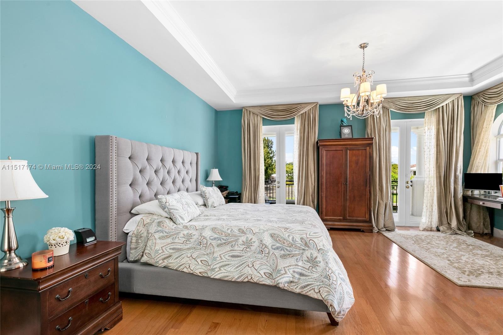 1130 Hatteras Ln, Hollywood, FL, 33019 United States, 6 Bedrooms Bedrooms, ,5 BathroomsBathrooms,Residential,For Sale,Hatteras Ln,A11517174