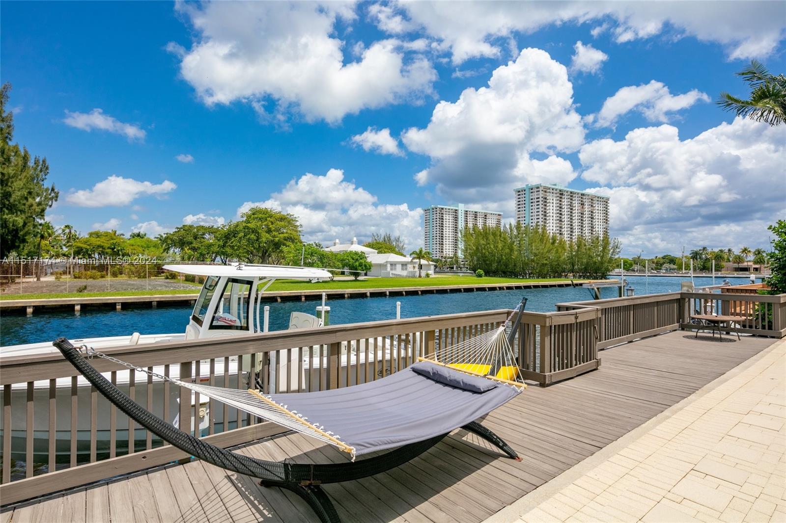 1130 Hatteras Ln, Hollywood, FL, 33019 United States, 6 Bedrooms Bedrooms, ,5 BathroomsBathrooms,Residential,For Sale,Hatteras Ln,A11517174