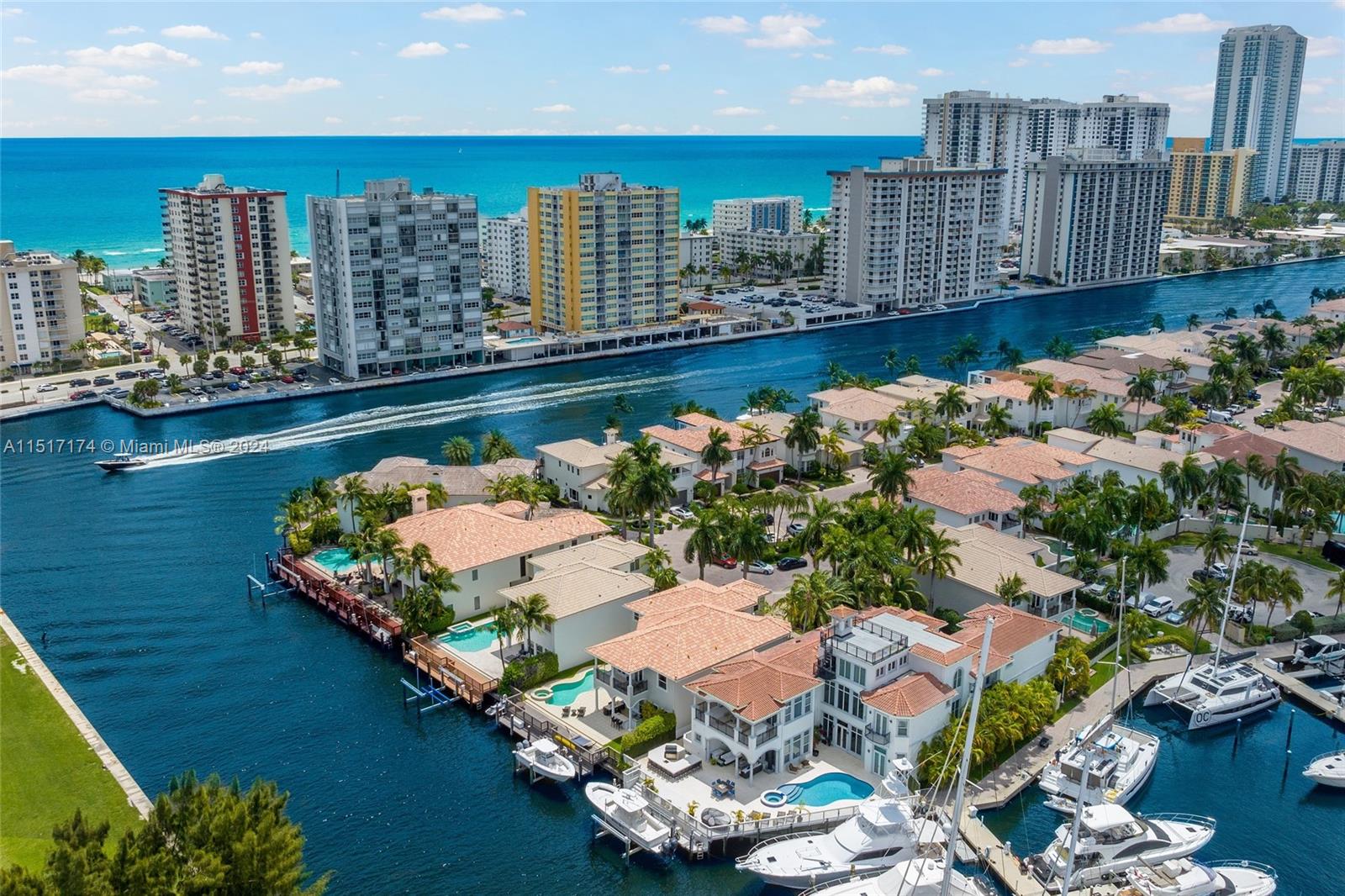 1130 Hatteras Ln, Hollywood, FL, 33019 United States, 6 Bedrooms Bedrooms, ,5 BathroomsBathrooms,Residential,For Sale,Hatteras Ln,A11517174