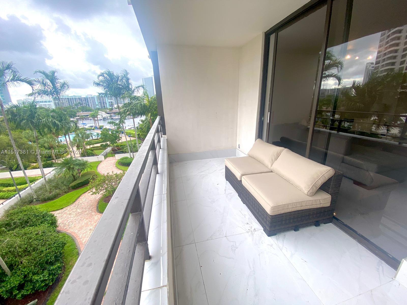 500 Three Islands Blvd 206, Hallandale Beach, Florida 33009, 2 Bedrooms Bedrooms, ,2 BathroomsBathrooms,Residentiallease,For Rent,500 Three Islands Blvd 206,A11517381