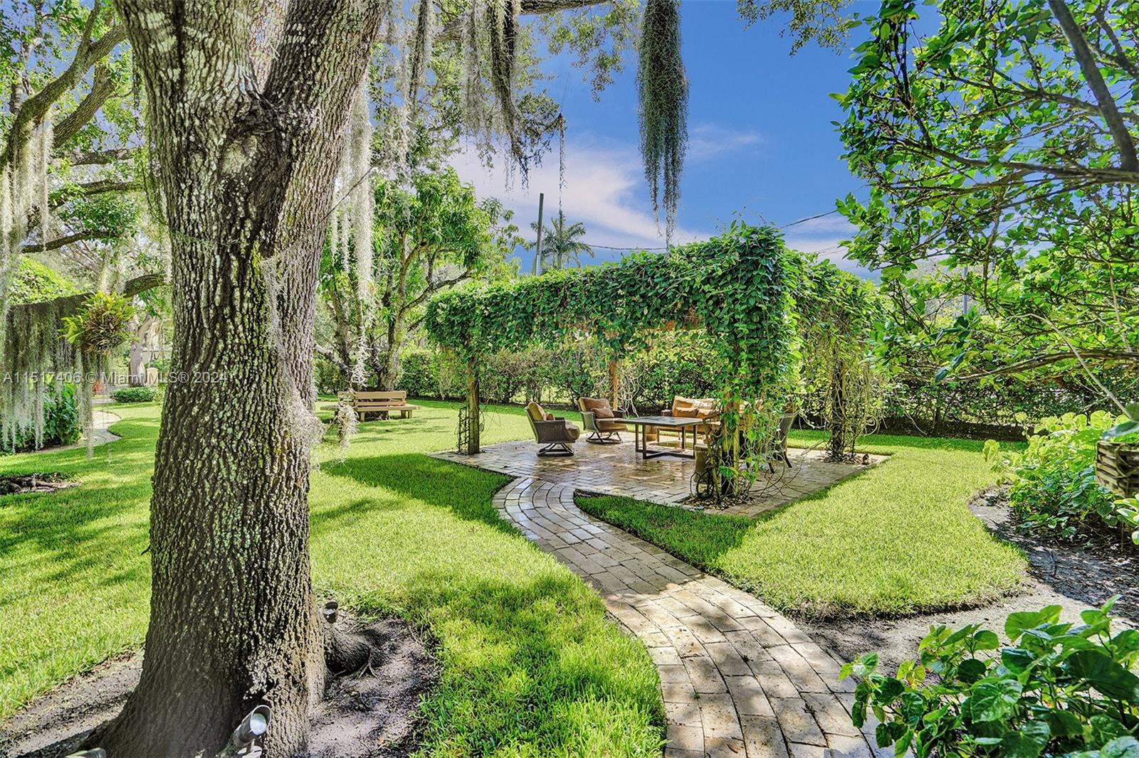 6000 Moss Ranch Rd, Pinecrest, FL, 33156 United States, 6 Bedrooms Bedrooms, ,6 BathroomsBathrooms,Residential,For Sale,Moss Ranch Rd,A11517406