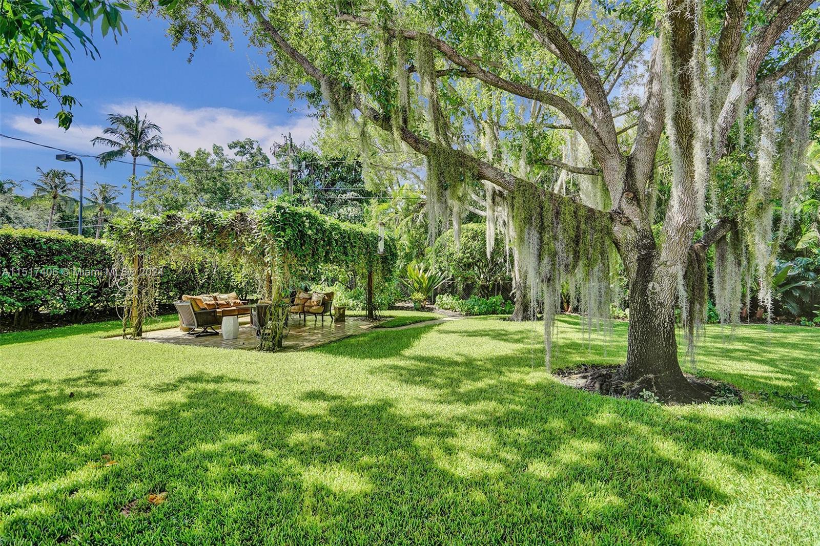 6000 Moss Ranch Rd, Pinecrest, FL, 33156 United States, 6 Bedrooms Bedrooms, ,6 BathroomsBathrooms,Residential,For Sale,Moss Ranch Rd,A11517406