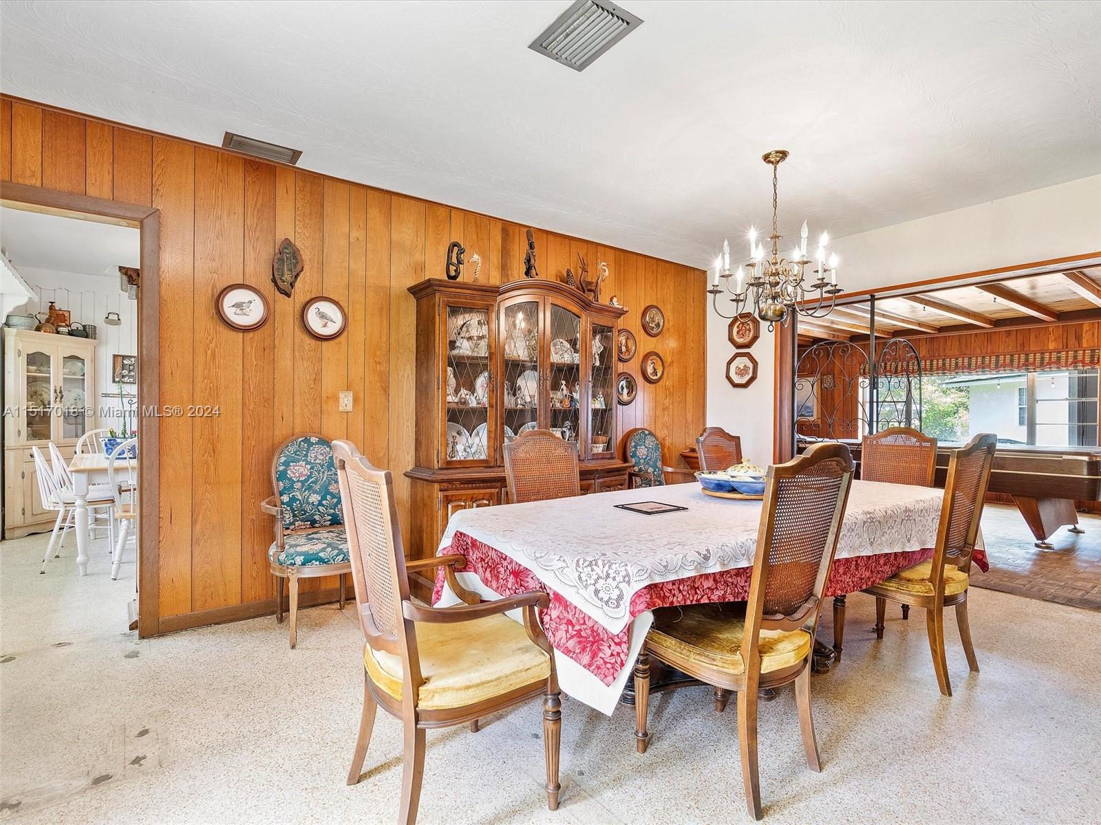 5901 160th Ave, Southwest Ranches, FL, 33331 United States, 7 Bedrooms Bedrooms, ,5 BathroomsBathrooms,Residential,For Sale,160th Ave,A11517018