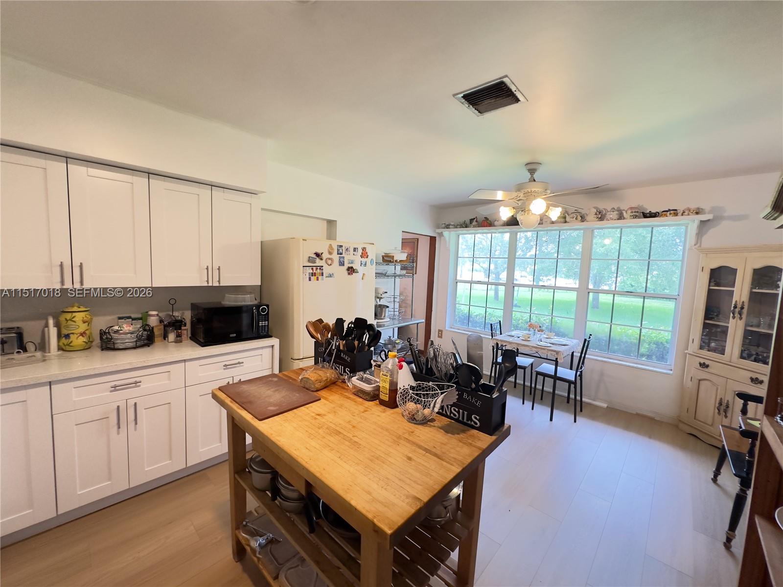 5901 160th Ave, Southwest Ranches, FL, 33331 United States, 7 Bedrooms Bedrooms, ,5 BathroomsBathrooms,Residential,For Sale,160th Ave,A11517018