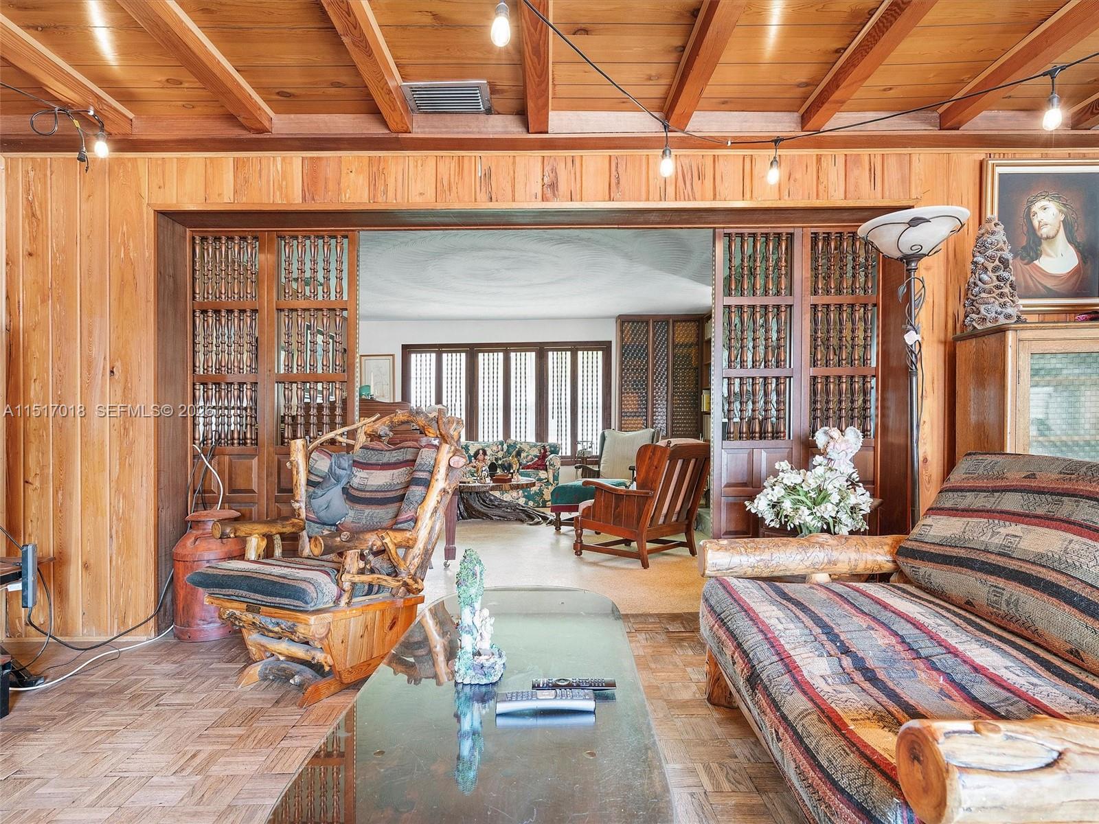 5901 160th Ave, Southwest Ranches, FL, 33331 United States, 7 Bedrooms Bedrooms, ,5 BathroomsBathrooms,Residential,For Sale,160th Ave,A11517018