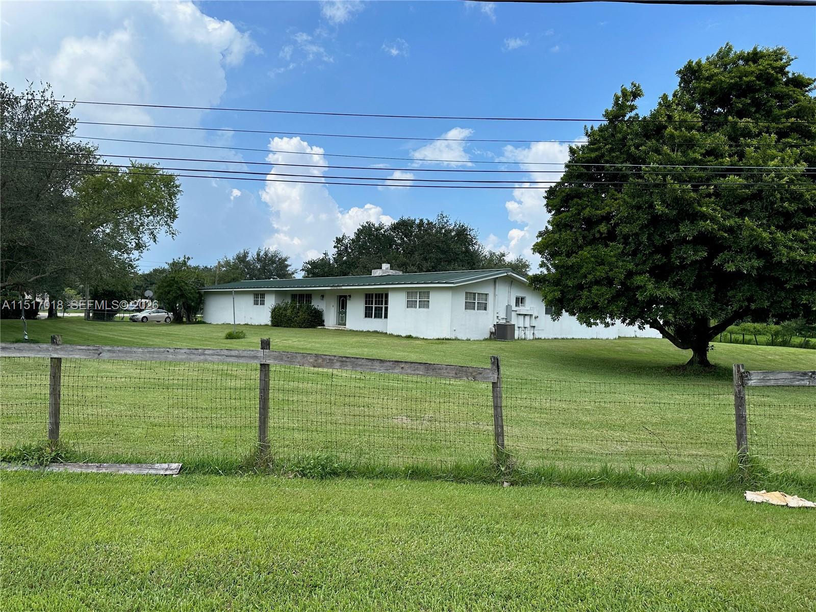 5901 160th Ave, Southwest Ranches, FL, 33331 United States, 7 Bedrooms Bedrooms, ,5 BathroomsBathrooms,Residential,For Sale,160th Ave,A11517018