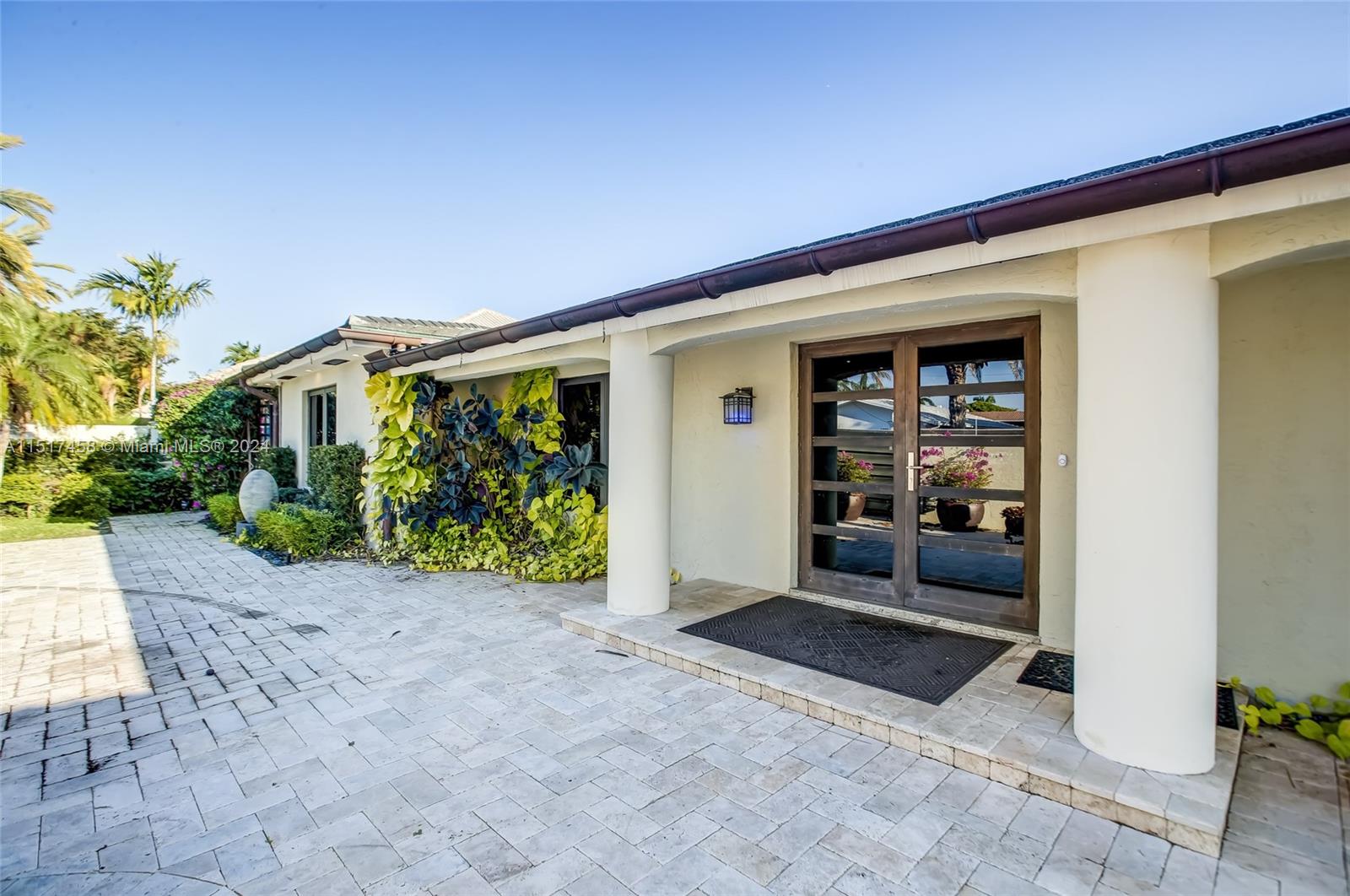 3040 NE 44th St, Fort Lauderdale, Florida 33308, 4 Bedrooms Bedrooms, ,3 BathroomsBathrooms,Residential,For Sale,3040 NE 44th St,A11517458