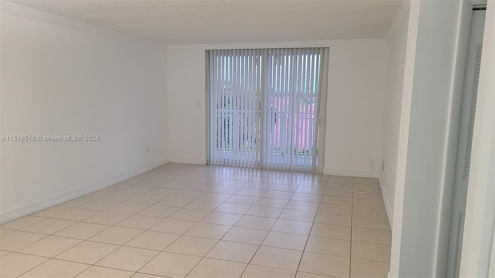 6940 Miami Gardens Dr 1-522, Hialeah, Florida 33015, 2 Bedrooms Bedrooms, ,1 BathroomBathrooms,Residentiallease,For Rent,6940 Miami Gardens Dr 1-522,A11516510