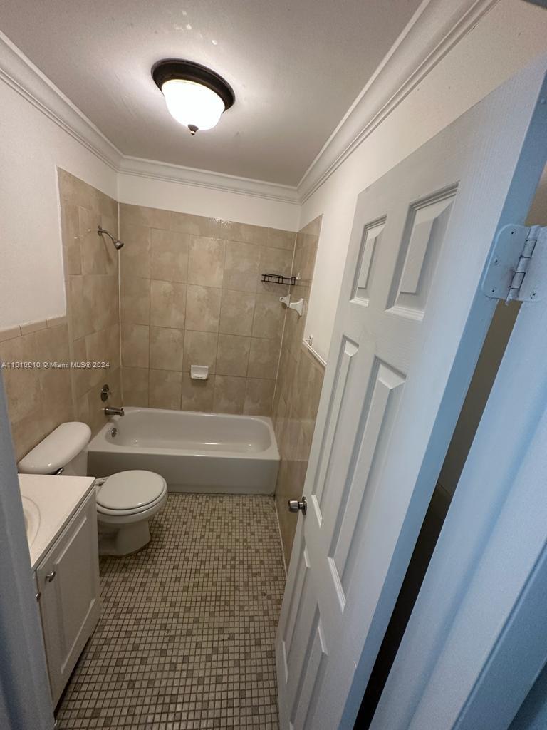 6940 Miami Gardens Dr 1-522, Hialeah, Florida 33015, 2 Bedrooms Bedrooms, ,1 BathroomBathrooms,Residentiallease,For Rent,6940 Miami Gardens Dr 1-522,A11516510