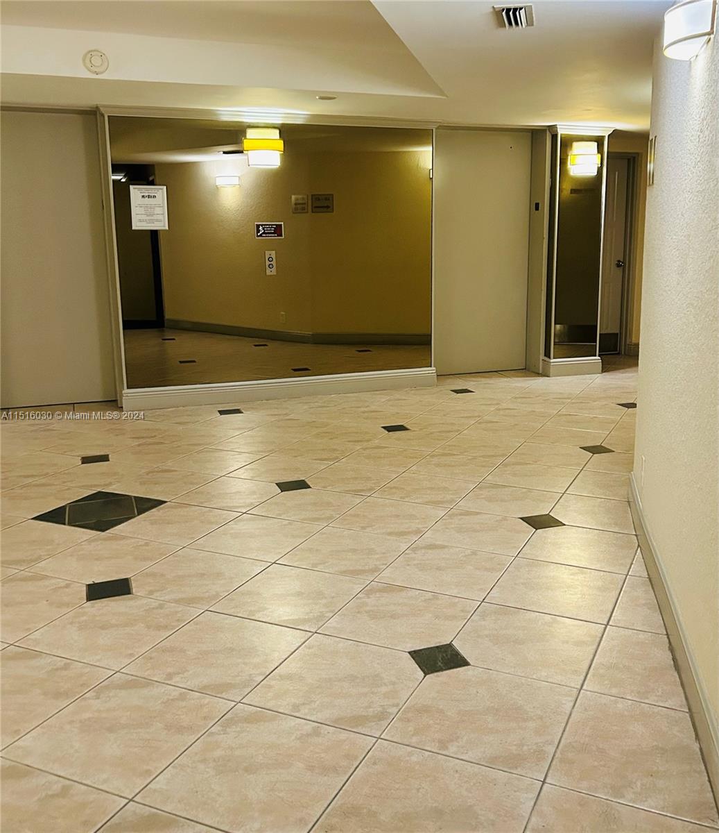 400 Leslie Dr 412, Hallandale Beach, Florida 33009, 1 Bedroom Bedrooms, ,1 BathroomBathrooms,Residential,For Sale,400 Leslie Dr 412,A11516030