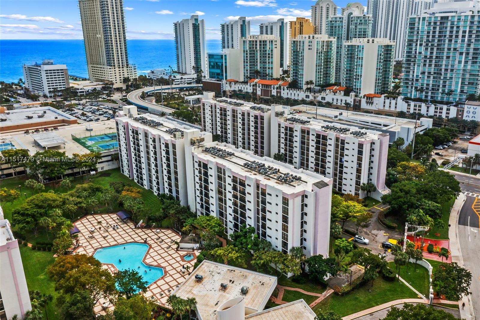 16919 Bay Rd, Sunny Isles Beach, FL, 33160 United States, 1 Bedroom Bedrooms, ,1 BathroomBathrooms,Residential,For Sale,Bay Rd,A11517479