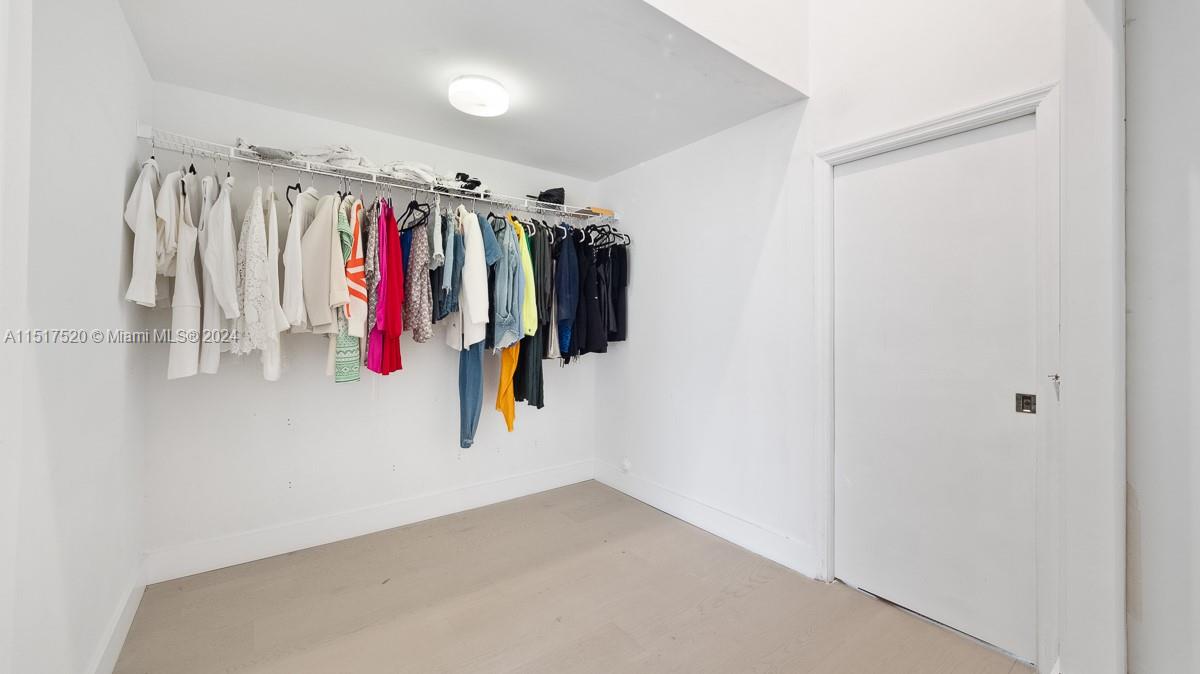 Listing Photo 24