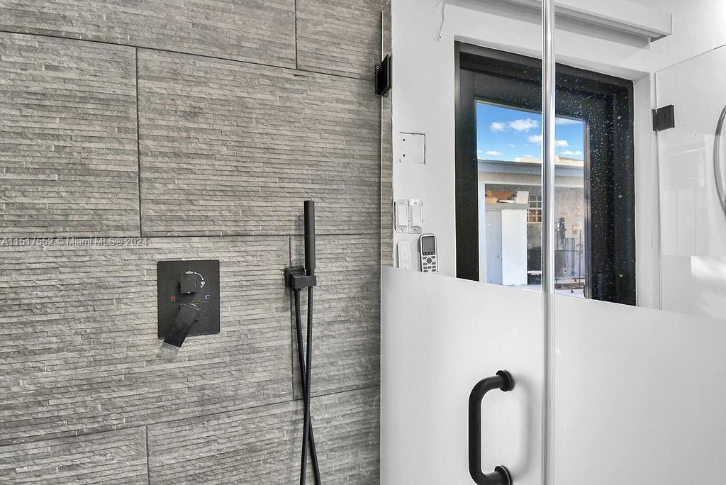 85 NW 47th St, Miami, Florida 33127, 3 Bedrooms Bedrooms, ,3 BathroomsBathrooms,Residentiallease,For Rent,85 NW 47th St,A11517552