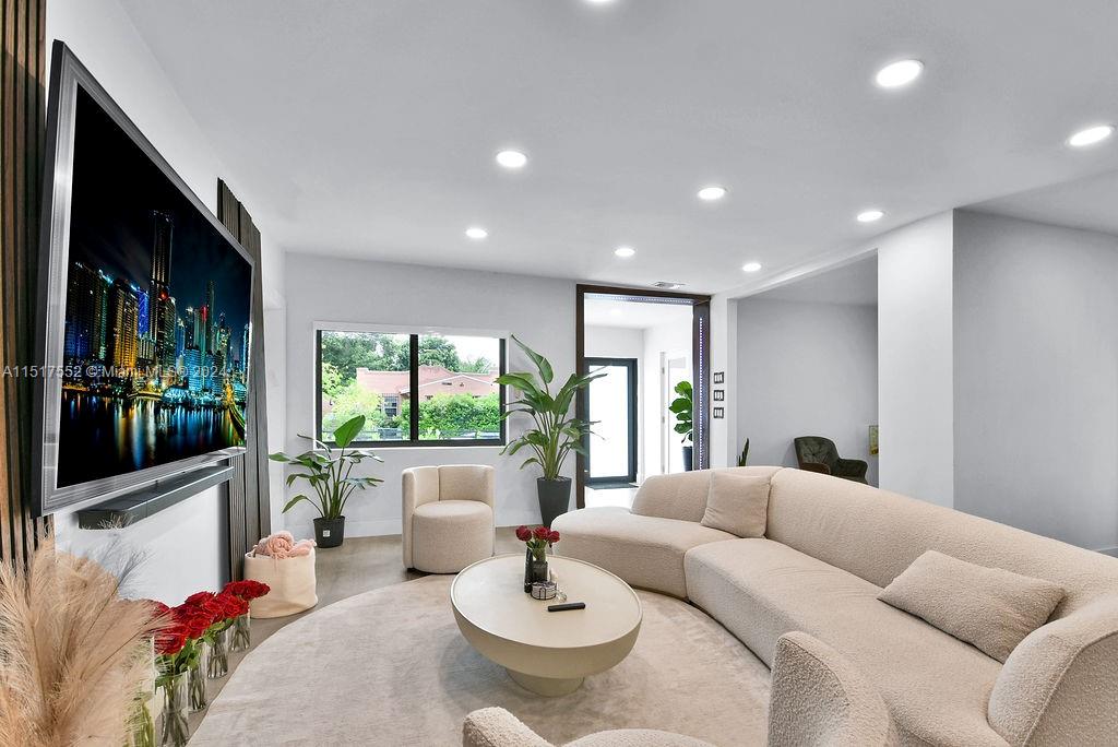 85 NW 47th St, Miami, Florida 33127, 3 Bedrooms Bedrooms, ,3 BathroomsBathrooms,Residentiallease,For Rent,85 NW 47th St,A11517552