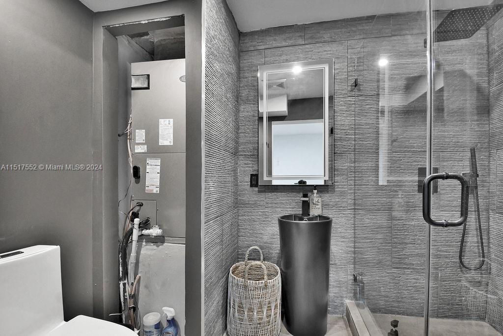 85 NW 47th St, Miami, Florida 33127, 3 Bedrooms Bedrooms, ,3 BathroomsBathrooms,Residentiallease,For Rent,85 NW 47th St,A11517552