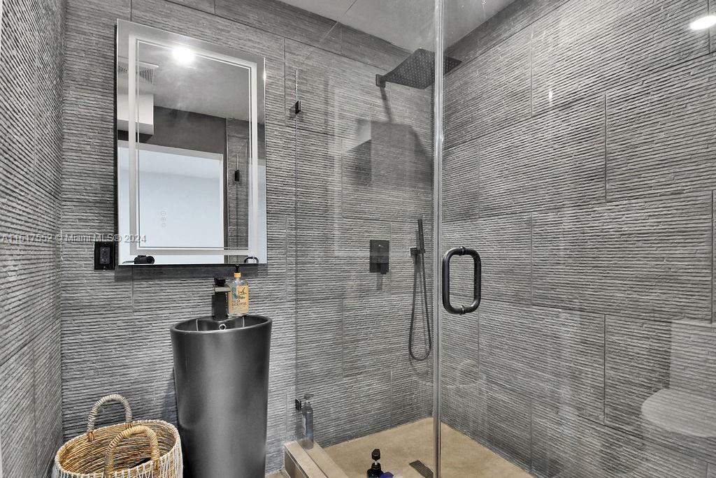 85 NW 47th St, Miami, Florida 33127, 3 Bedrooms Bedrooms, ,3 BathroomsBathrooms,Residentiallease,For Rent,85 NW 47th St,A11517552