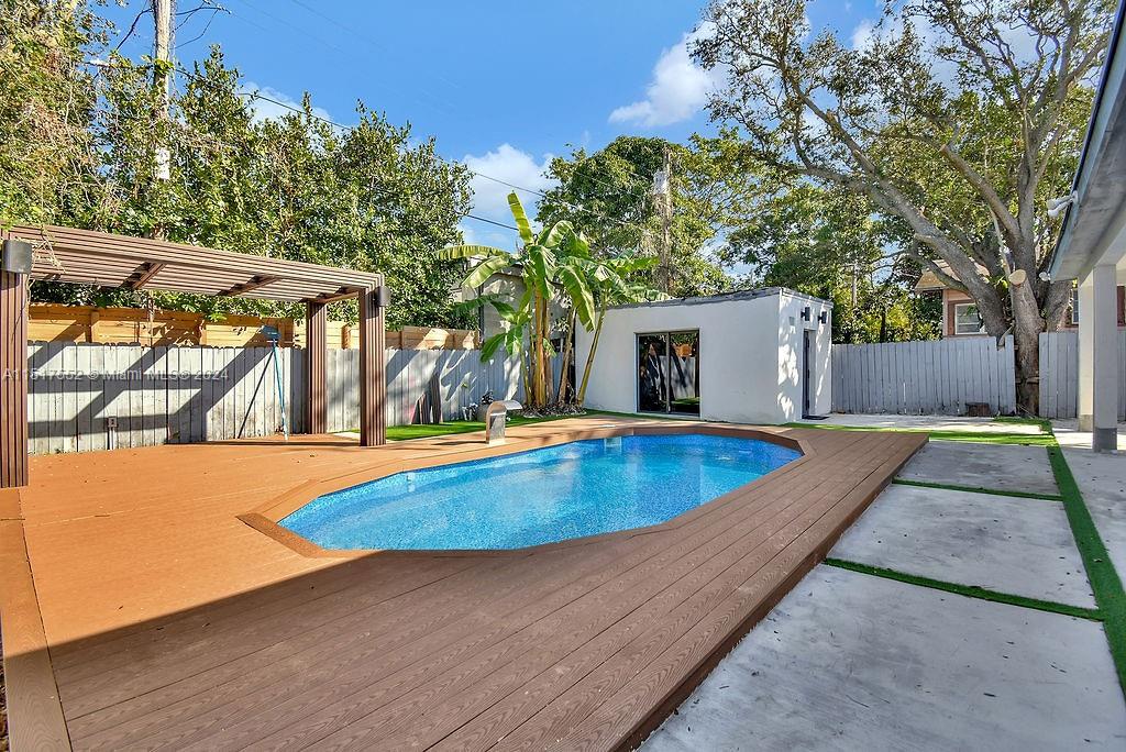 85 NW 47th St, Miami, Florida 33127, 3 Bedrooms Bedrooms, ,3 BathroomsBathrooms,Residentiallease,For Rent,85 NW 47th St,A11517552