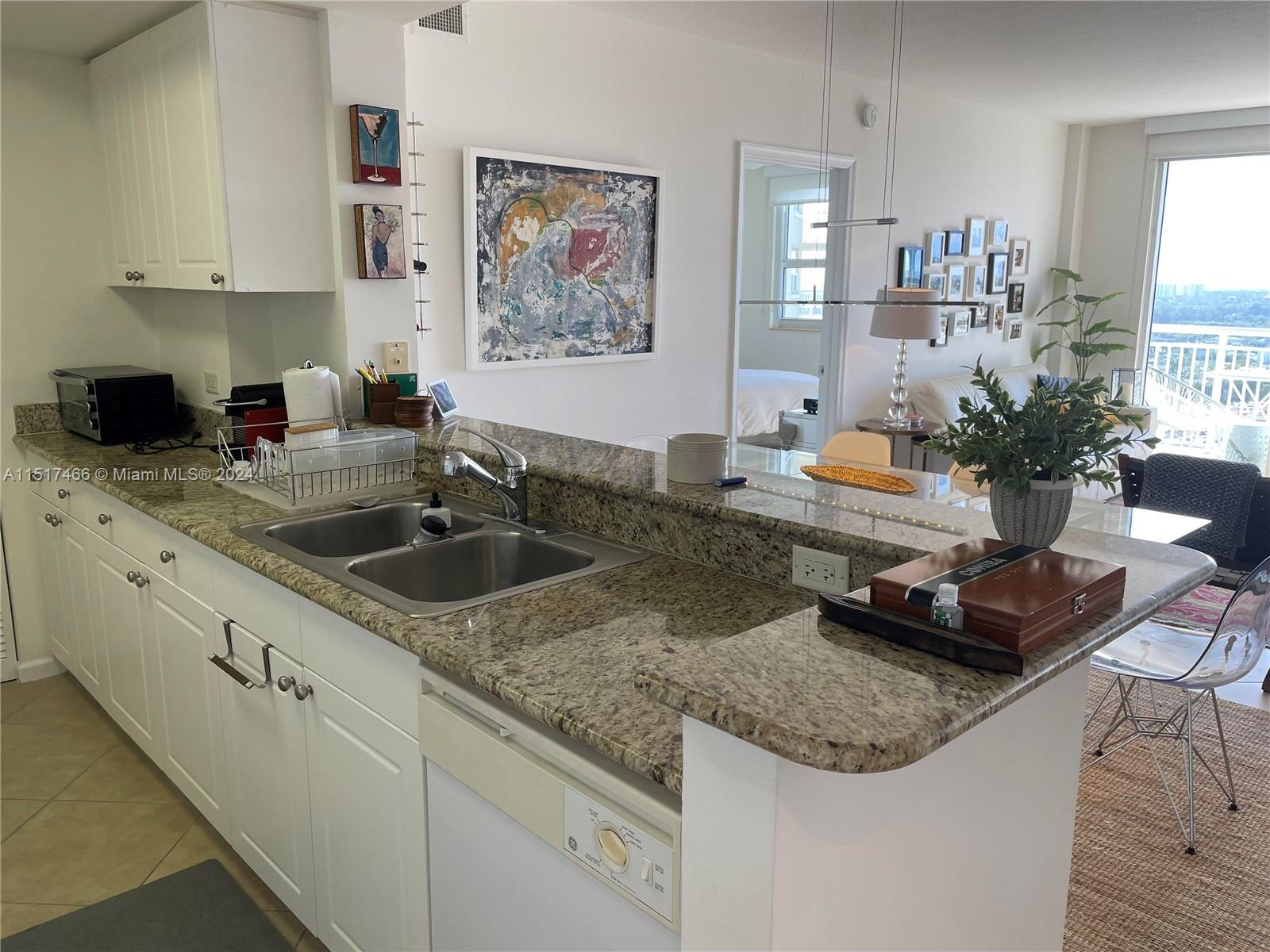 19501 W Country Club Dr 2412, Aventura, Florida 33180, 2 Bedrooms Bedrooms, ,2 BathroomsBathrooms,Residentiallease,For Rent,19501 W Country Club Dr 2412,A11517466