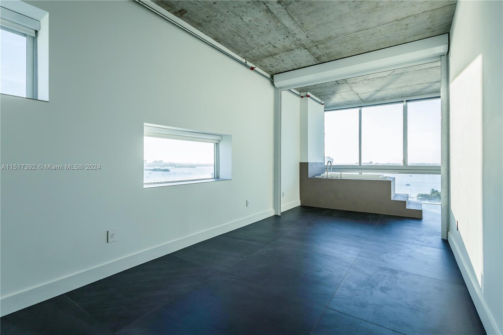 7934 West Dr 1401, North Bay Village, Florida 33141, 2 Bedrooms Bedrooms, ,2 BathroomsBathrooms,Residentiallease,For Rent,7934 West Dr 1401,A11517392